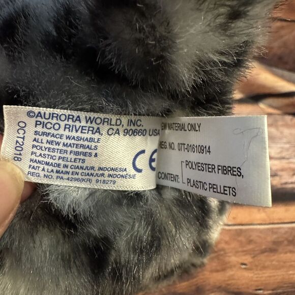 Aurora Snow Leopard Plush Stuffed Animal Toy Realistic Wild Cat Soft Cuddly Gift - Picture 9 of 10